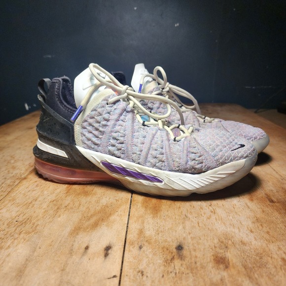 LeBron Witness 6 Kids Basketball Shoes Sneakers Coconut Milk Polarized Blue 4.5 - Picture 1 of 11